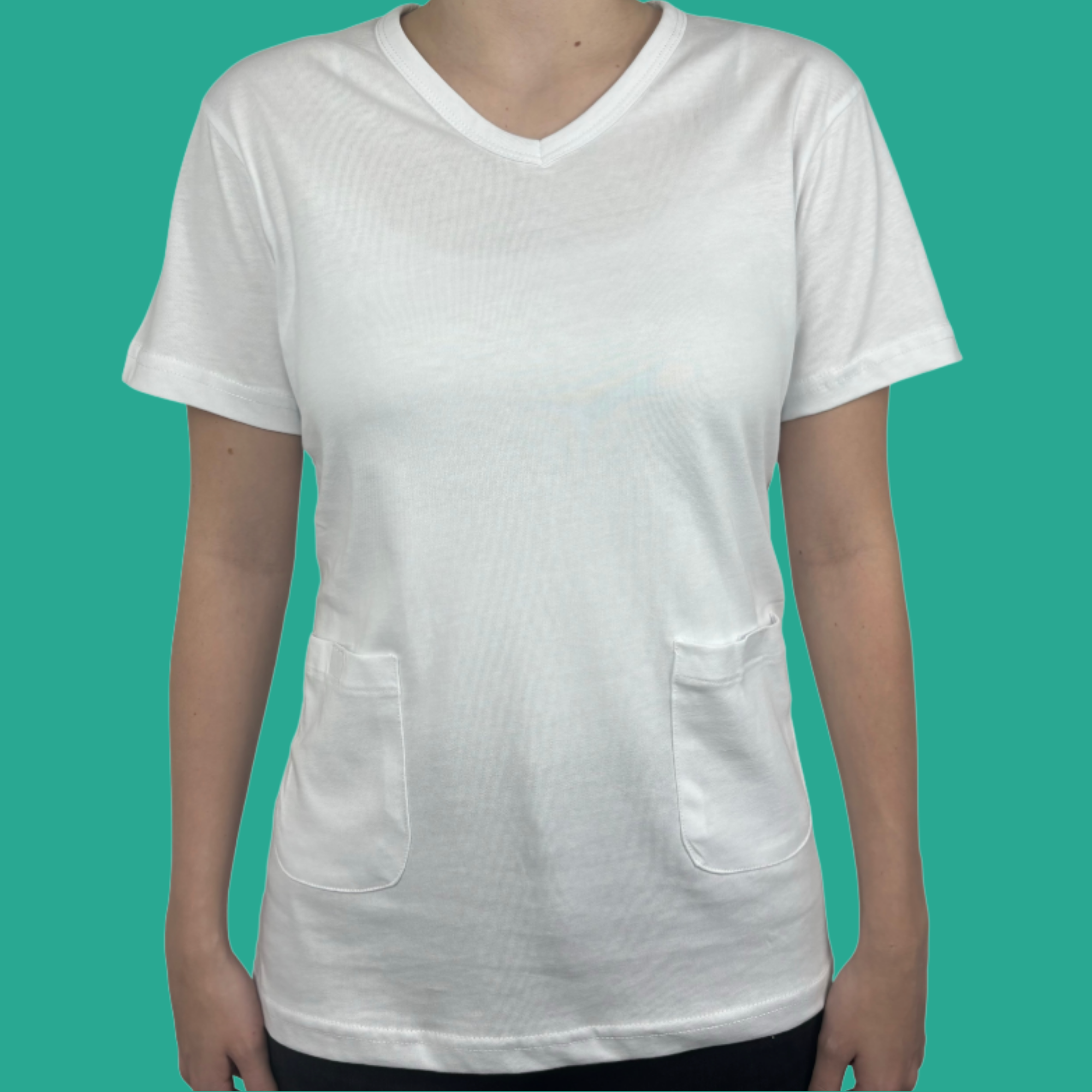 Diabeteskläder – V-ringad T-shirt med 2 fickor för insulinpumpen.